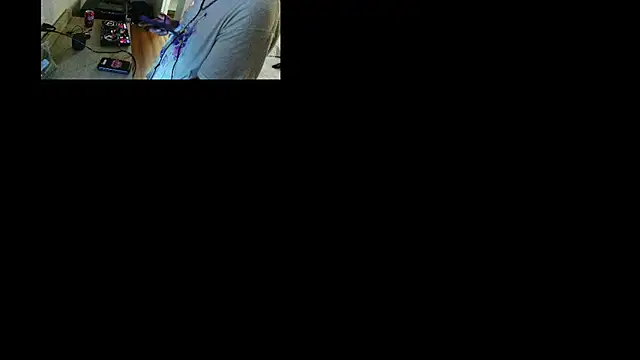 justthetip4209 online show from March 4, 2025, 3:26 pm