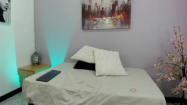 Charlot Vega  online show from January 24, 2025, 4:16 am