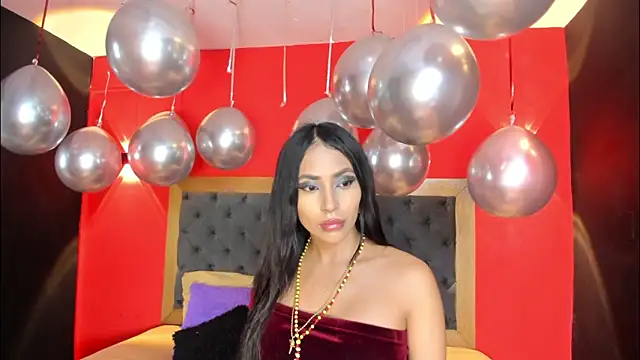 Charlot Vega  online show from January 6, 2026, 4:43 pm