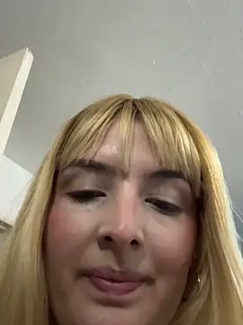 Blue Angell online show from September 28, 2025, 1:44 am