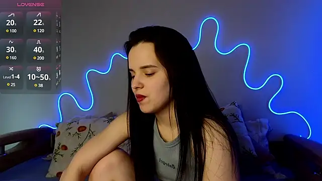 Harleen Moore online show from March 19, 2025, 11:47 pm