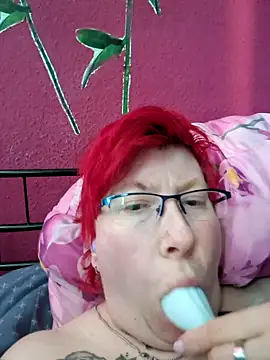 KleeneHeidi411 online show from March 18, 2025, 2:15 pm