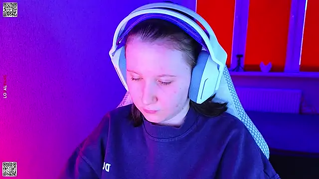 mon lola online show from January 11, 2026, 10:20 am