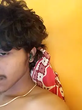 CosmicEmuu online show from January 23, 2025, 11:15 am