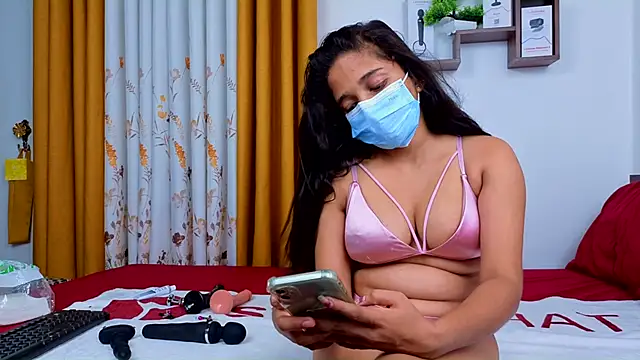 Tatoo girl online show from October 31, 2025, 6:53 pm