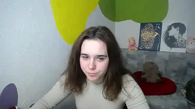 mini girly online show from January 10, 2025, 3:48 pm