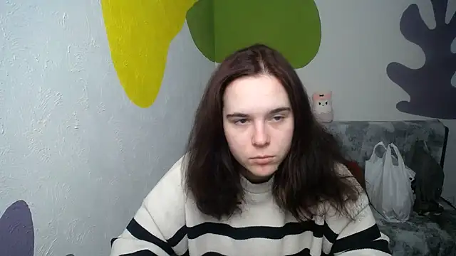 mini girly online show from January 18, 2025, 7:17 am