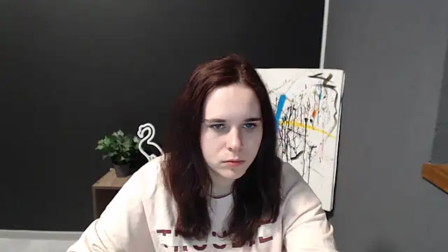 mini girly online show from January 25, 2025, 8:42 am