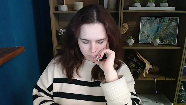 mini girly online show from February 24, 2025, 7:22 am