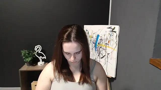 mini girly online show from March 18, 2025, 4:48 pm