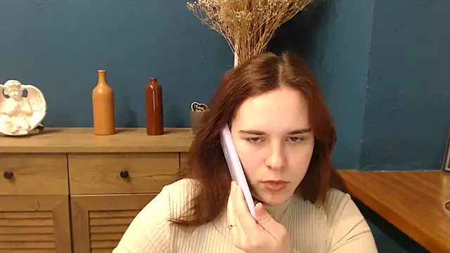 mini girly online show from March 21, 2025, 9:34 am