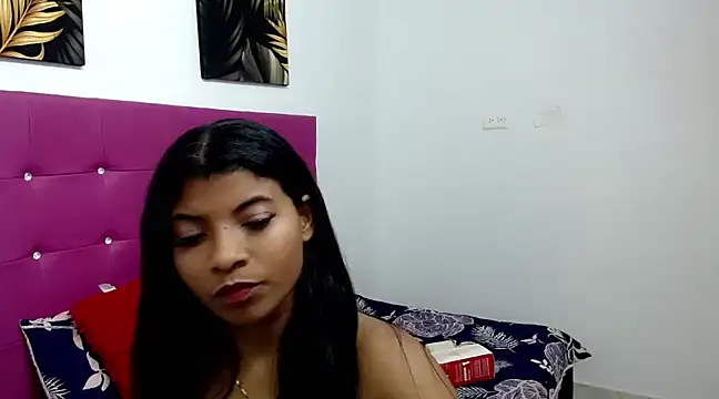 mia grey01 online show from February 20, 2025, 11:53 am