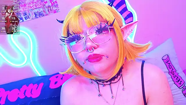 LaytonBox online show from March 19, 2025, 12:37 am