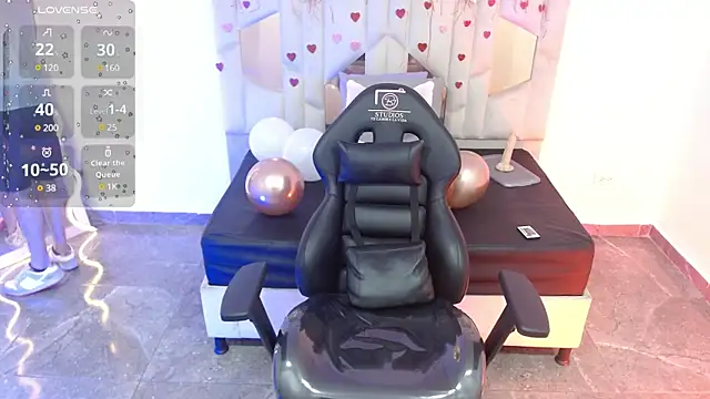 Axel tay online show from February 19, 2025, 3:17 am