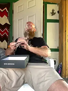 32XRedBeard online show from April 18, 2026, 9:04 pm