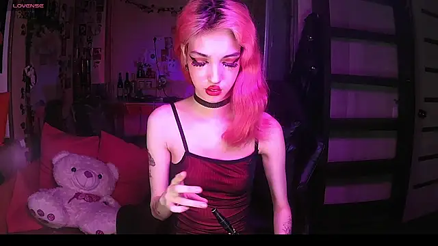 Ink  pleasure online show from October 7, 2025, 11:13 pm