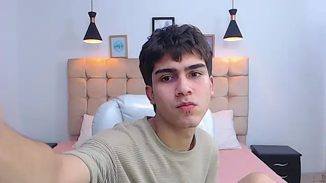 Tommy18   online show from January 17, 2025, 9:28 am