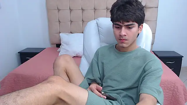 Tommy18   online show from February 7, 2025, 10:19 am