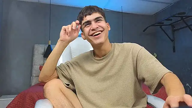 Tommy18   online show from February 20, 2025, 6:39 am