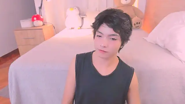 AllanYong18 online show from February 17, 2026, 8:00 am