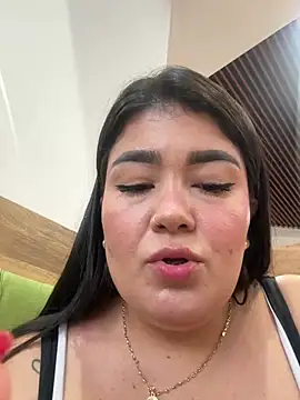 Snapshot of karla_hotgirl chatting on May 8, 2026, 10:37 pm karla hotgirl online show from May 8, 2026, 10:37 pm