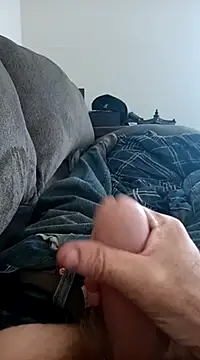 filthymind619 online show from February 26, 2025, 9:16 pm