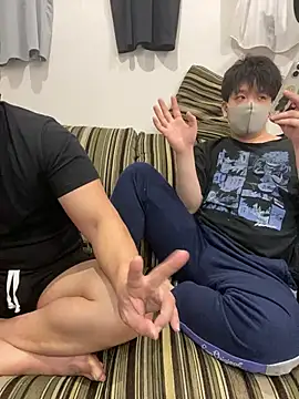 K0718 online show from April 3, 2026, 3:32 pm