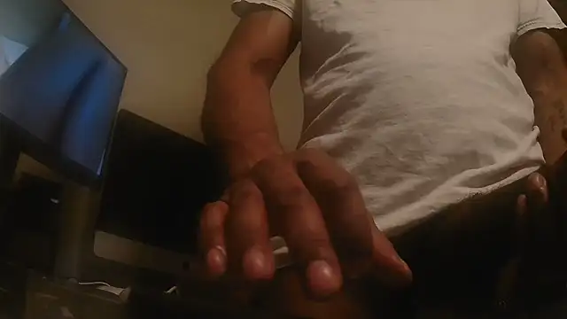 MrDaddyBbSnake online show from April 20, 2026, 4:48 am