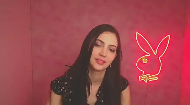 Snapshot of Amalia_amor chatting on March 7, 2025, 9:18 am Amalia amor online show from March 7, 2025, 9:18 am