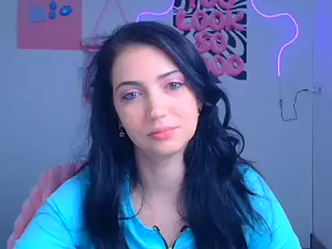 Snapshot of Amalia_amor chatting on November 8, 2025, 6:46 am Amalia amor online show from November 8, 2025, 6:46 am