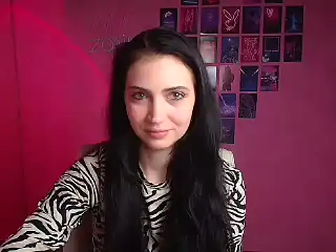 Snapshot of Amalia_amor chatting on December 5, 2025, 6:44 am Amalia amor online show from December 5, 2025, 6:44 am