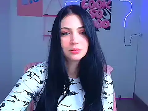 Snapshot of Amalia_amor chatting on February 7, 2026, 6:28 am Amalia amor online show from February 7, 2026, 6:28 am