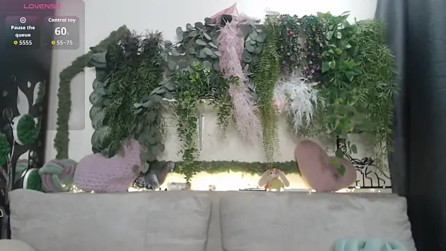 scyrim2 online show from November 15, 2025, 9:06 am