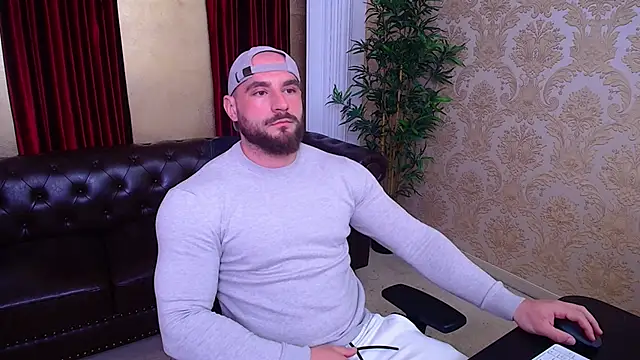 AdamJamesonn online show from April 24, 2026, 4:48 am