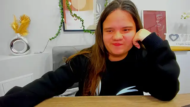 AdeleCruz online show from February 22, 2025, 4:30 pm