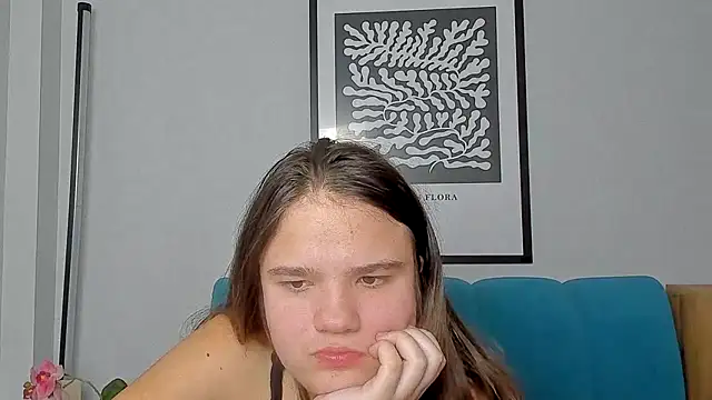 AdeleCruz online show from January 9, 2026, 1:14 pm