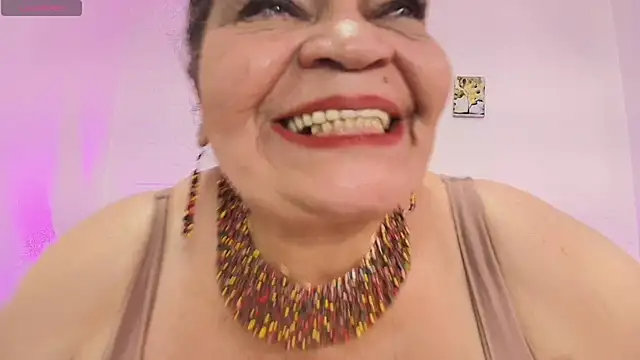 Snapshot of VickyBoobss chatting on May 21, 2026, 4:58 pm VickyBoobss online show from May 21, 2026, 4:58 pm
