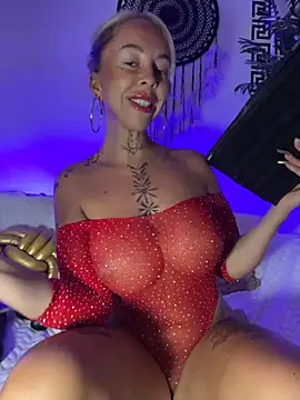 CheekyChels online show from September 17, 2025, 4:19 pm
