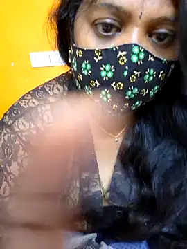 Snapshot of kanikasree chatting on February 17, 2025, 6:04 pm kanikasree online show from February 17, 2025, 6:04 pm