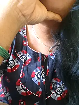 Snapshot of kanikasree chatting on September 26, 2025, 3:32 am kanikasree online show from September 26, 2025, 3:32 am