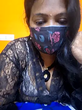 Snapshot of kanikasree chatting on November 11, 2025, 2:17 pm kanikasree online show from November 11, 2025, 2:17 pm