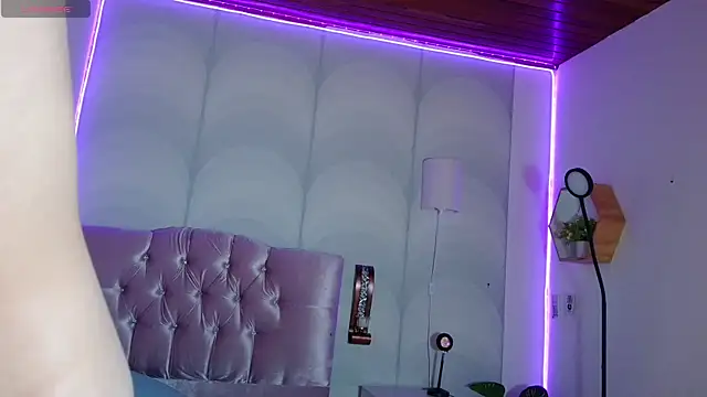 madison oli online show from March 21, 2025, 6:16 am