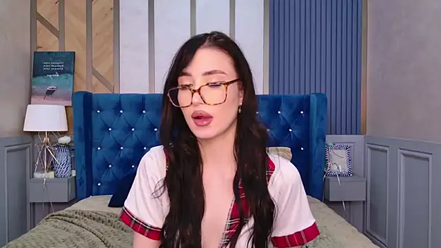 EmmaLawrens online show from February 16, 2025, 6:54 pm