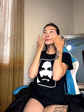 Aleska Miami online show from October 2, 2025, 2:02 pm