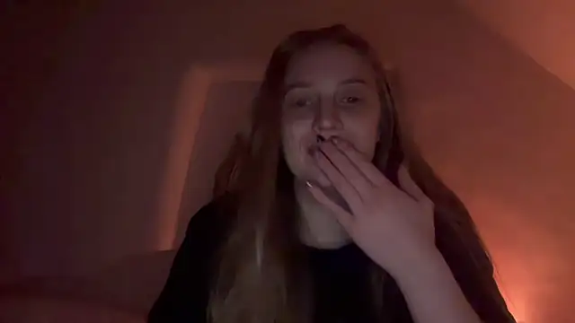 Ella-82 online show from November 10, 2025, 8:30 pm