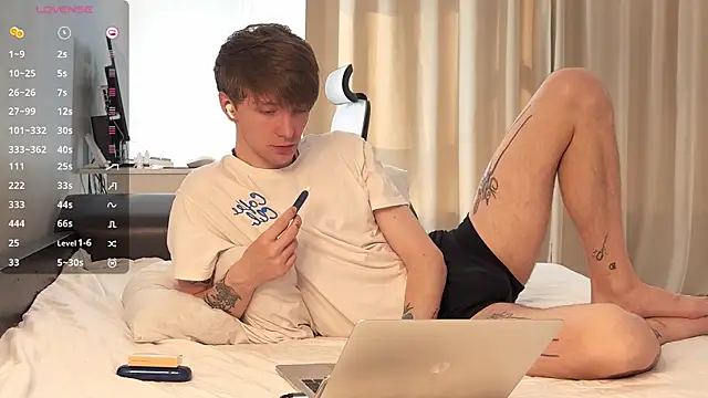 Calvin Polanski online show from May 2, 2026, 4:50 am