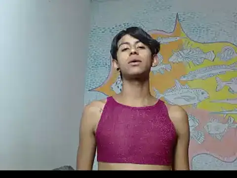 Snapshot of boysLittle chatting on January 21, 2025, 6:45 pm boysLittle online show from January 21, 2025, 6:45 pm