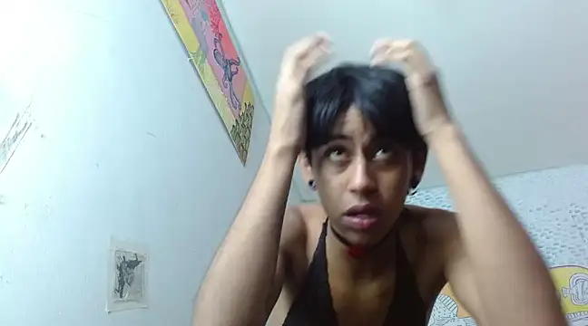 Snapshot of boysLittle chatting on January 31, 2025, 12:18 pm boysLittle online show from January 31, 2025, 12:18 pm