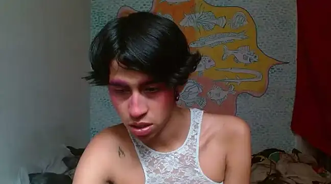 Snapshot of boysLittle chatting on February 24, 2025, 3:20 pm boysLittle online show from February 24, 2025, 3:20 pm