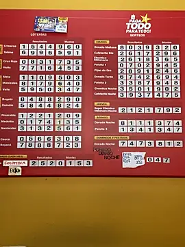 Snapshot of boysLittle chatting on October 1, 2025, 3:29 pm boysLittle online show from October 1, 2025, 3:29 pm